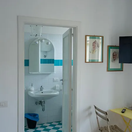 Alojamento de Acomodação e Pequeno-almoço Casa Del Corso Sorrento